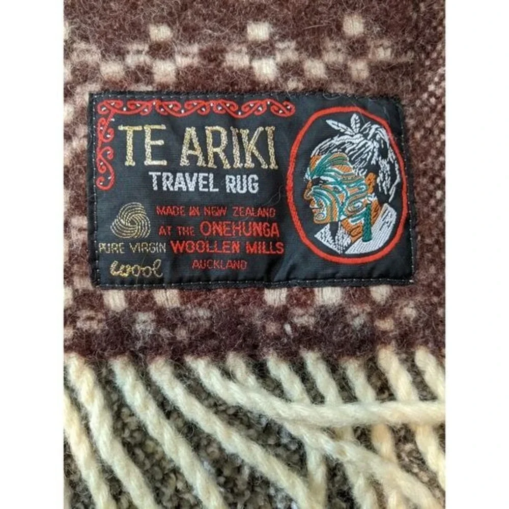 Pure Virgin Wool Te Ariki Travel Rug Blanket neutral Excellent NZ LN vintage